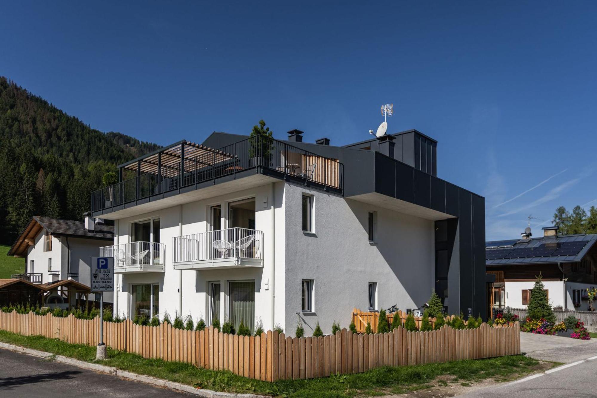 Ariane'S Guesthouse Sexten Eksteriør bilde