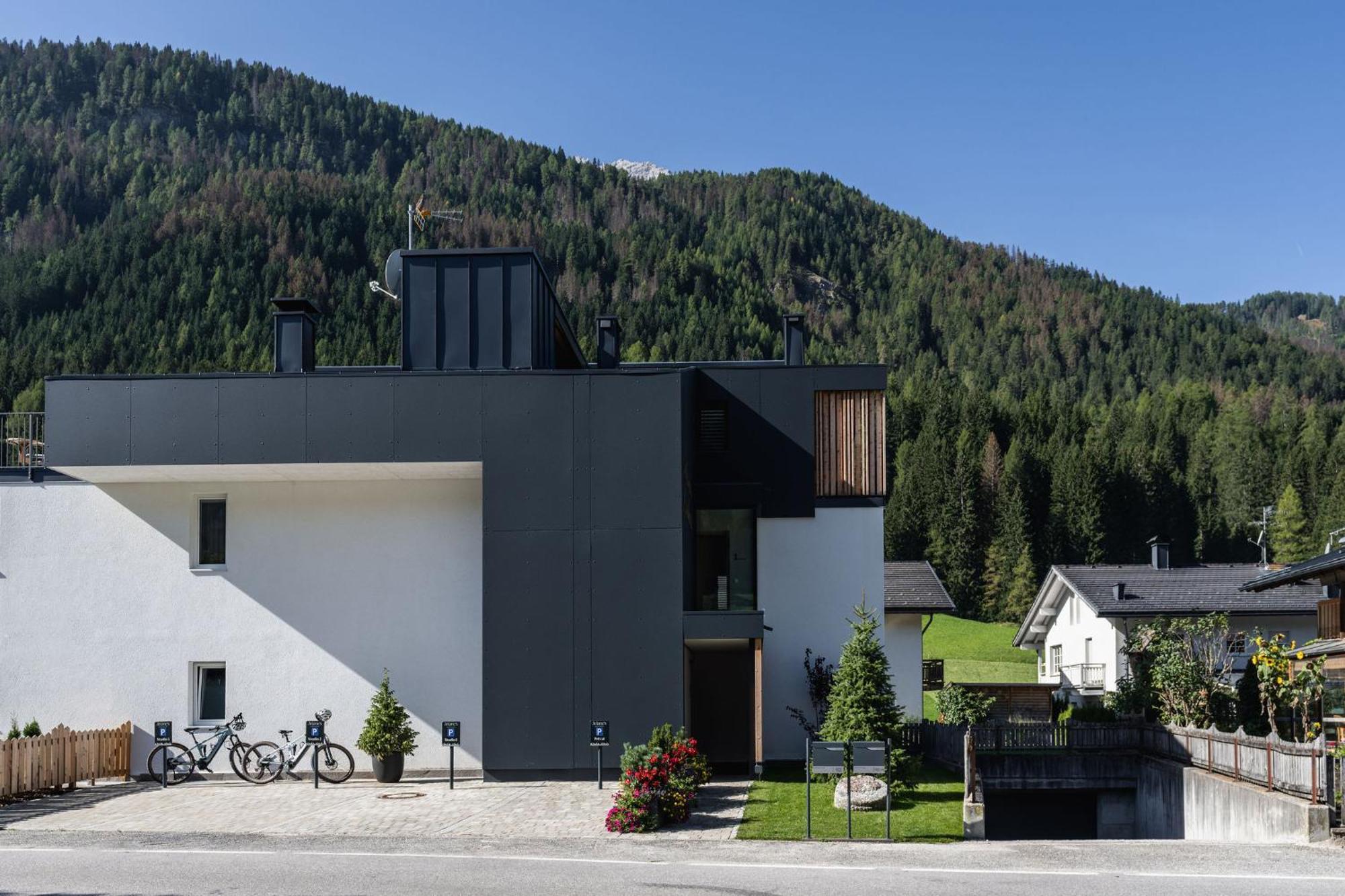 Ariane'S Guesthouse Sexten Eksteriør bilde
